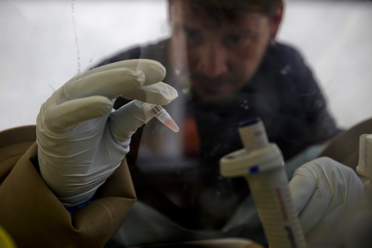 American Doctor Recounts Ebola ordeal