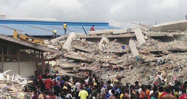 Photos: Fashola, Joshua at collapsed Synagogue building site
