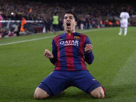 Suarez's stunner hands Barca 2 - 1 victory over Madrid in Clasico