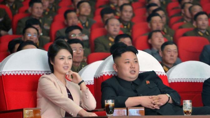 N.Korea first lady appears in public for first time this year