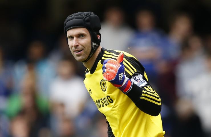 Cech would strengthen Arsenal, says Terry