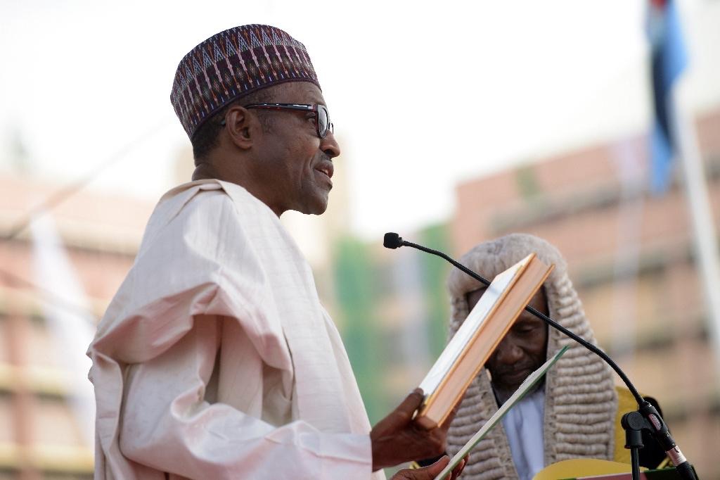 Buhari, Osinbajo slash their salaries by 50 per cent