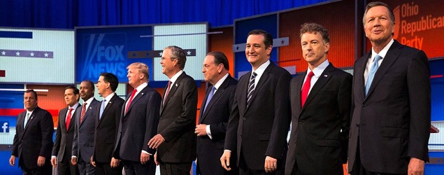 Donald Trump kicked off the GOP debate with a dramatic threat to the Republican Party