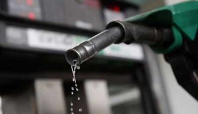 Ekiti APC distributes petrol to commercial motorcyclists