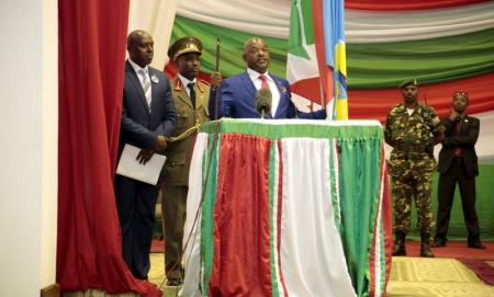 Burundi's Nkurunziza sworn in, urges refugees who fled violence to return