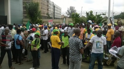 NLC, civil society groups protest, challenge Buhari to jail looters