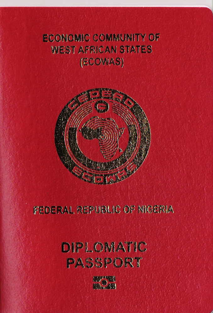 FG withdraws diplomatic passports from former public office holders