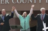 Kim Davis, woman who not sign same-sex marriages, released from prison