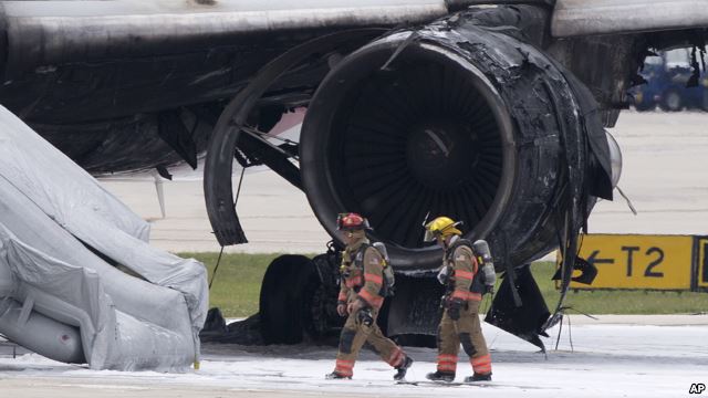 Plane catches fire while taxiing up at Florida Airport