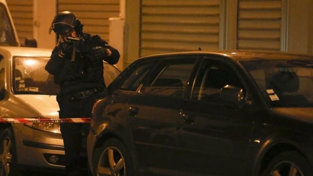 More than 120 dead in co-ordinated terrorist attacks  in Paris