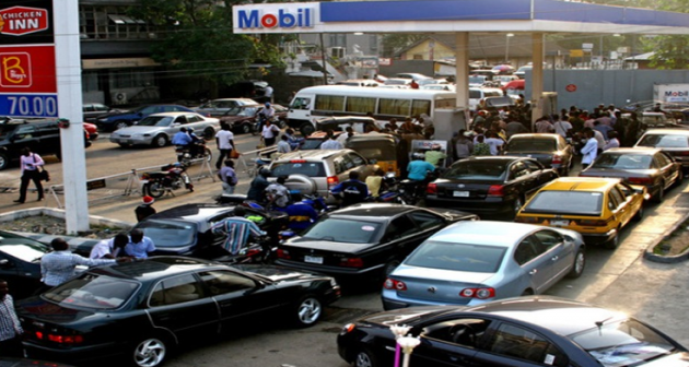 N291bn subsidy debt: Fuel queues resurface in Lagos