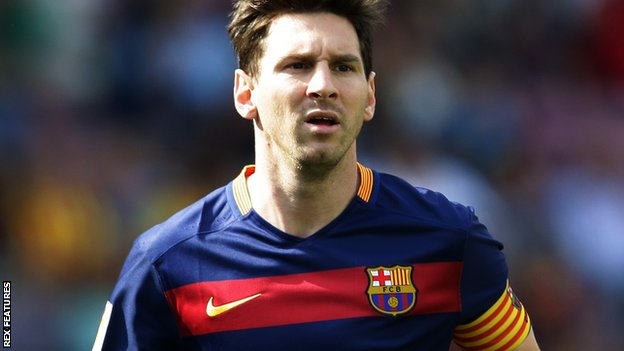 Lionel Messi returns to Barcelona training after knee injury