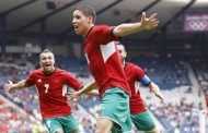 10-man Morocco begin World Cup bid with home victory