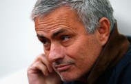 Jose Mourinho  wants 'dream' fourth place for Chelsea