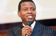 Pastor Adeboye raises question about recovered loots by FG
