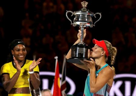 Kerber stuns Williams to win Australian Open title