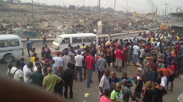 South-East traders condemn LASG for demolishing Oshodi market without noice