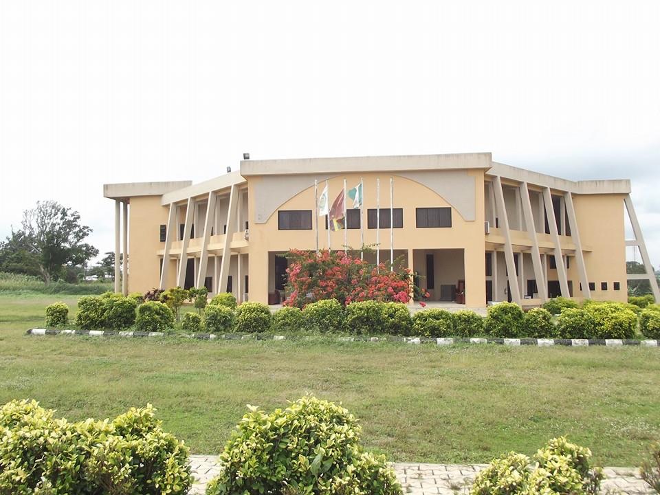 Alumni of UNIOSUN reject change of name to Bola Ige University