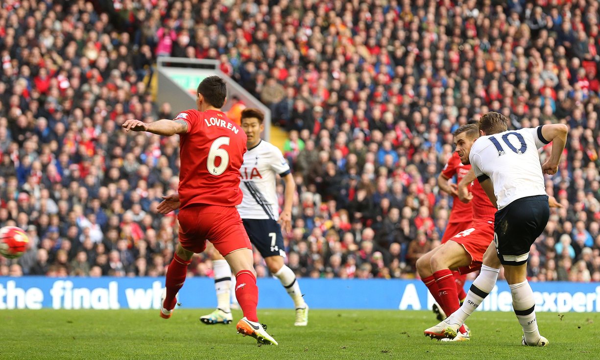 Tottenham’s Harry Kane earns draw at Liverpool but title dream fades