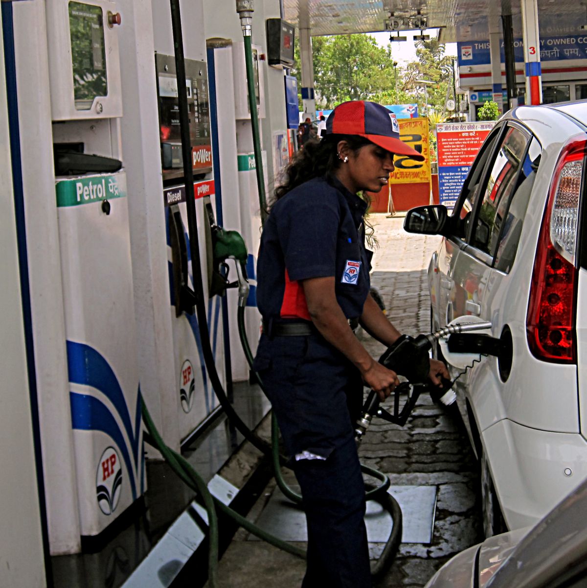 FG may raise pump price of petrol soon: Marketers