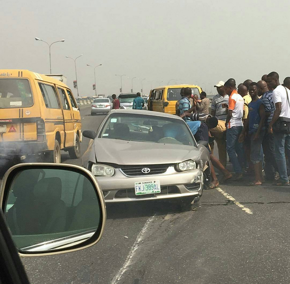 Lagos auto crashes claim 6 lives