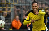 Pierre-Emerick Aubameyang: Man City target 'staying with Borussia Dortmund'