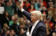 Top evangelical magazine calls Trump 'a fool'