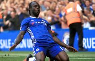 Chelsea to open talks with Victor Moses about new contract