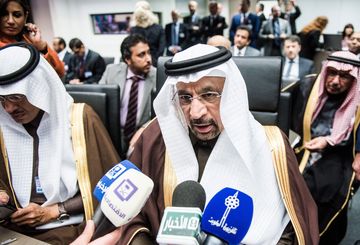 Oil prices rally as OPEC agrees first production cut since 2008