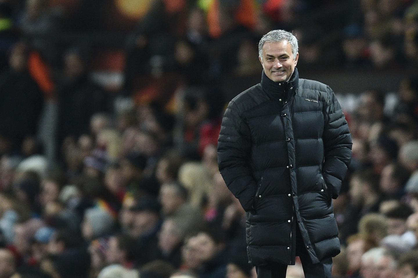 Jose Mourinho plans January transfer raid on Chelsea