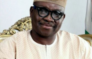 EFCC I’m Here, Fayose announces arrival at agency’s office