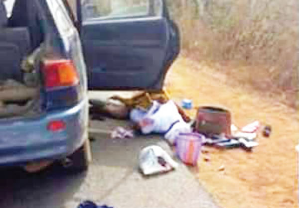 Armed robbers kill retired police officer, wife, two others