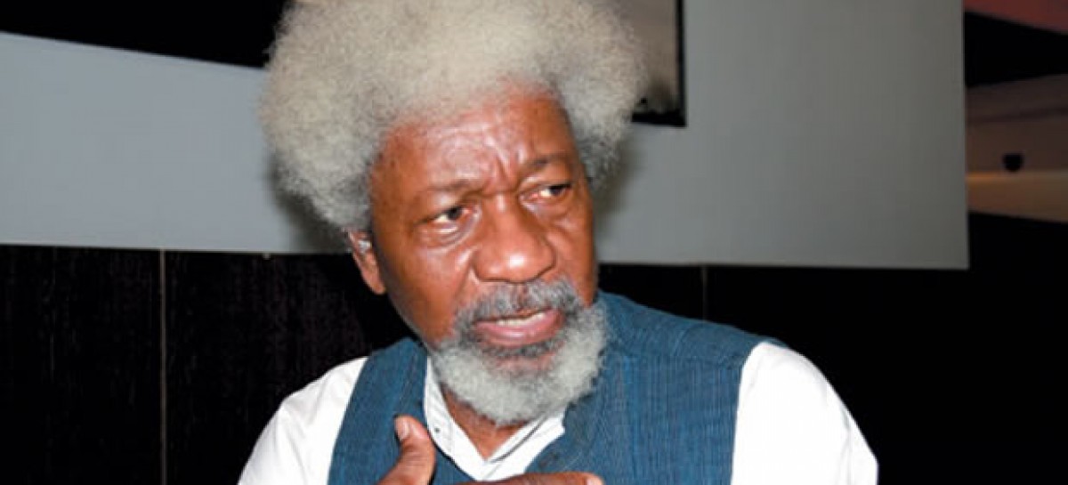 Soyinka fulfills vow, discards his US green card