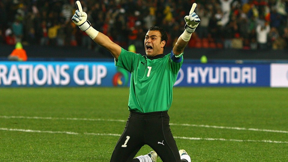 44-year-old  El Hadary saves  Traore's spot-kick to enable Egypt edge out Burkina Faso 4-3 on penalties