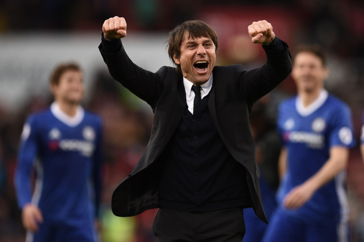 Chelsea 13 points clear after 2-1 win at Stoke