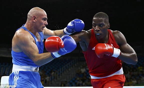 Nigerian-British boxer wins fight in 20 seconds