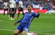 Eden Hazard hits wonder goal as Chelsea beat Liverpool at Anfield