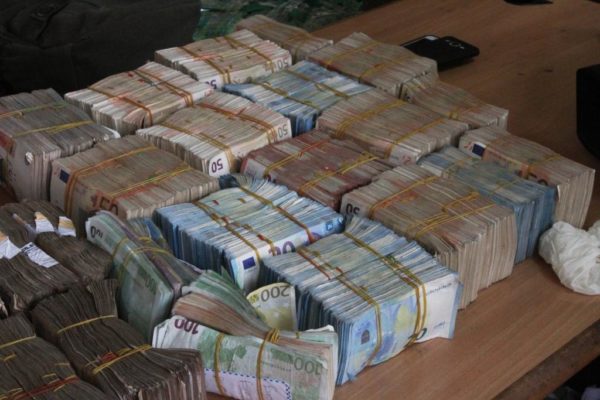 EFCC detects another cash haul in Balogun Market