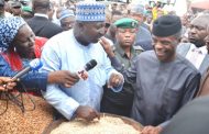 Excited traders welcome Osinbajo to Garki market