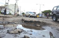 Repairs: FG to shut Apapa Wharf road for one year