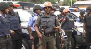 Gunshots as security agents disperse protesters in Lagos