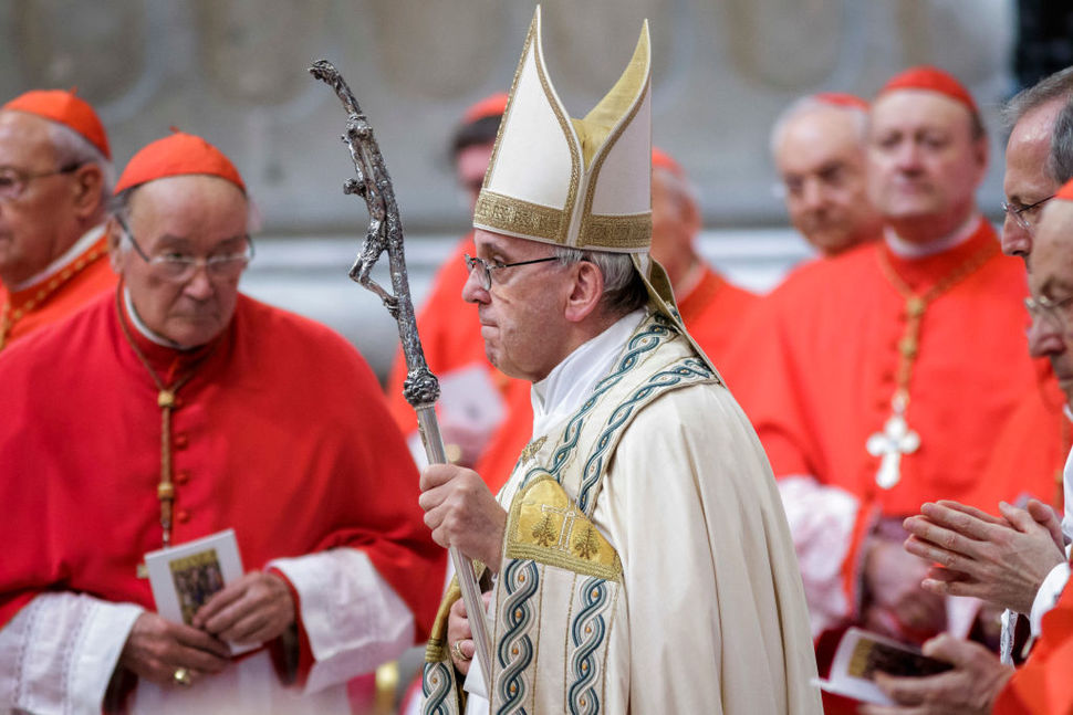 Pope enraged as police find widespread drug-use, homosexual-ism in Catholic cardinal's apartment