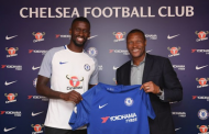 Chelsea finally makes  first major deal this summer, complete £34m signing of Roma defender Antonio Rüdiger