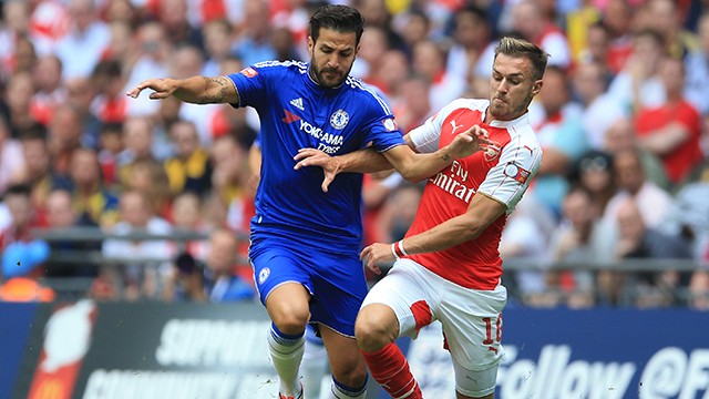 Chelsea lose to Arsenal doomed by  Pedro's red card, Cesc Fabregas' defensive lapse