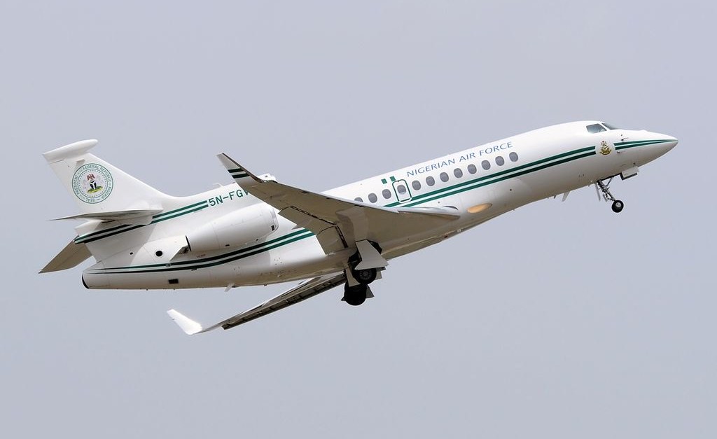 Buhari’s presidential jet reportedly departs London