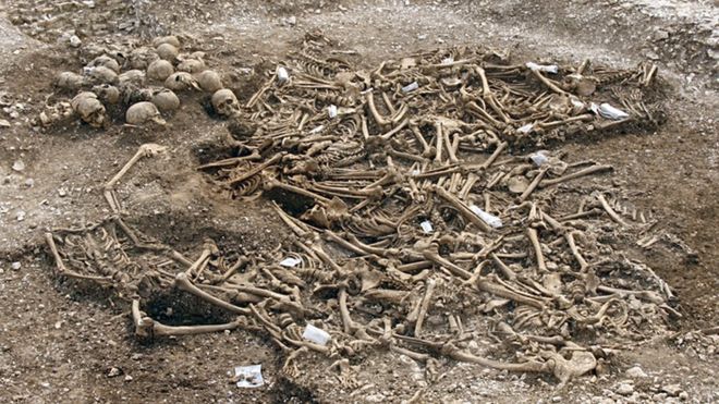 Bodies of 400 children discovered in mass grave