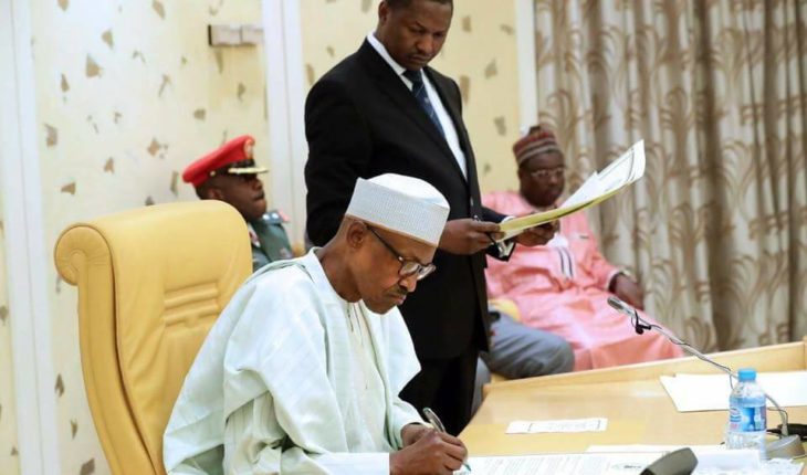 2019:  Controversy brews in APC over automatic ticket for Buhari