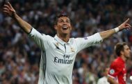 Cristiano Ronaldo beats Lionel Messi to win Best FIFA men's player award