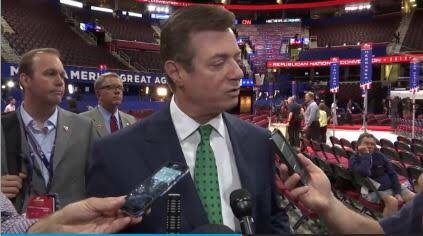Russia meddling: Former Trump campaign manager Manafort charged with conspiracy