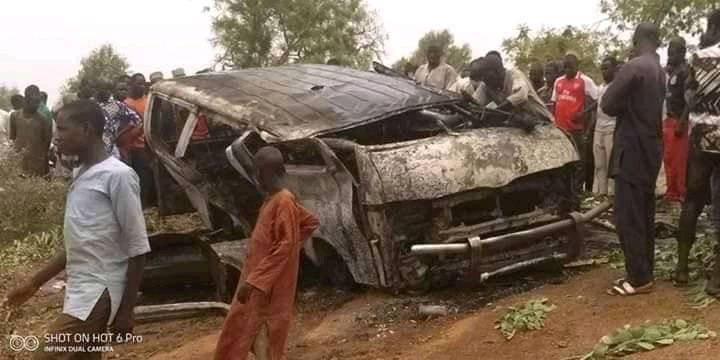 19 passengers die in auto accident on Akure-Owo highway